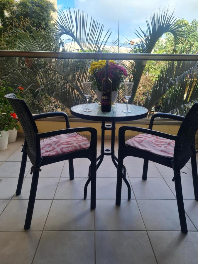 Amazing Apartment In Raanana Up To 5 Guests - & Swimming Pool - Jacuzzi & Gym エクステリア 写真